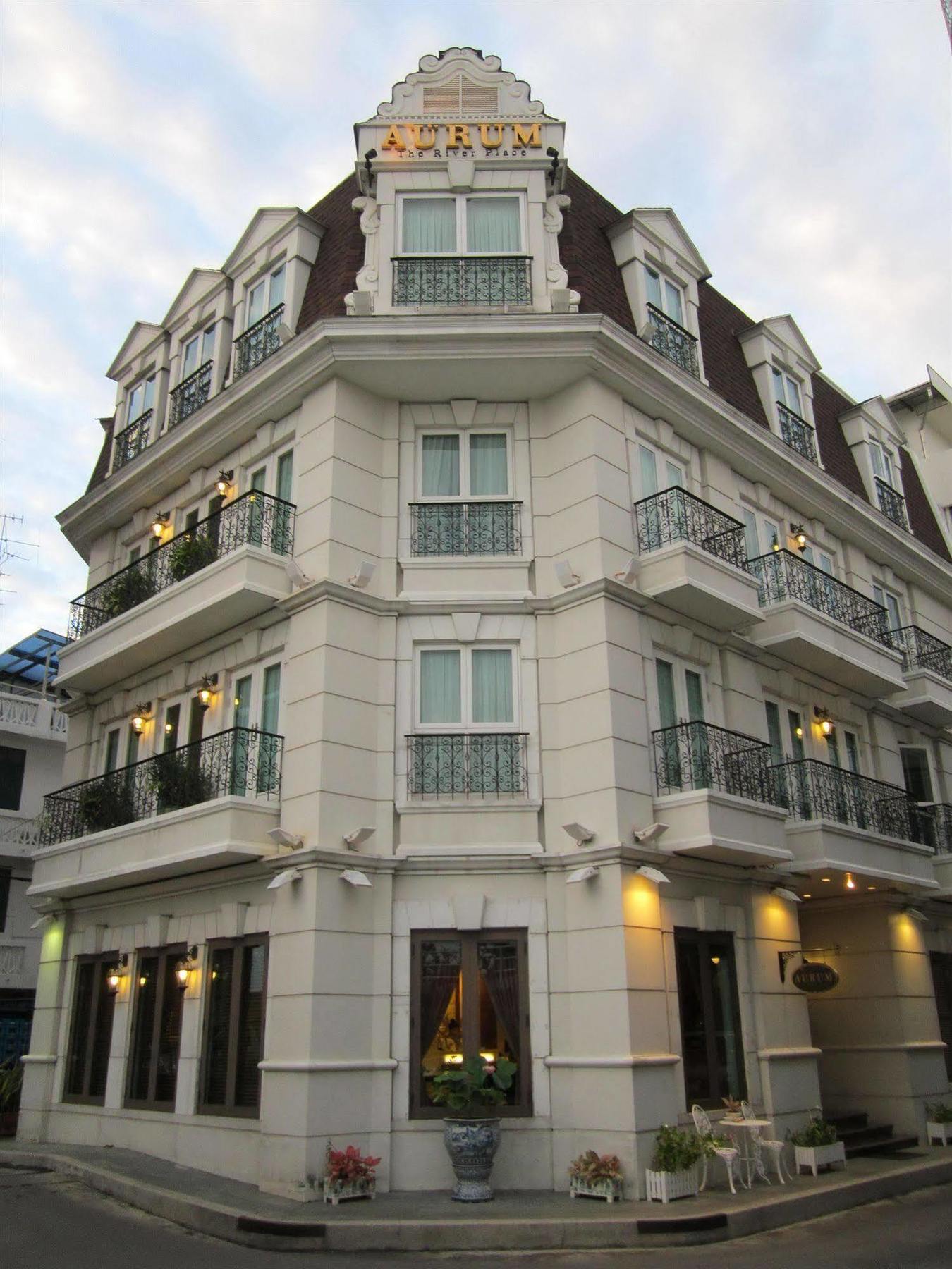 Aurum The River Place Bangkok Extérieur photo